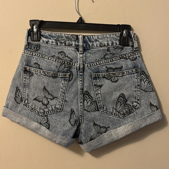 PacSun Blue Jean Shorts Distressed Cuffed Hem - Picture 4 of 13